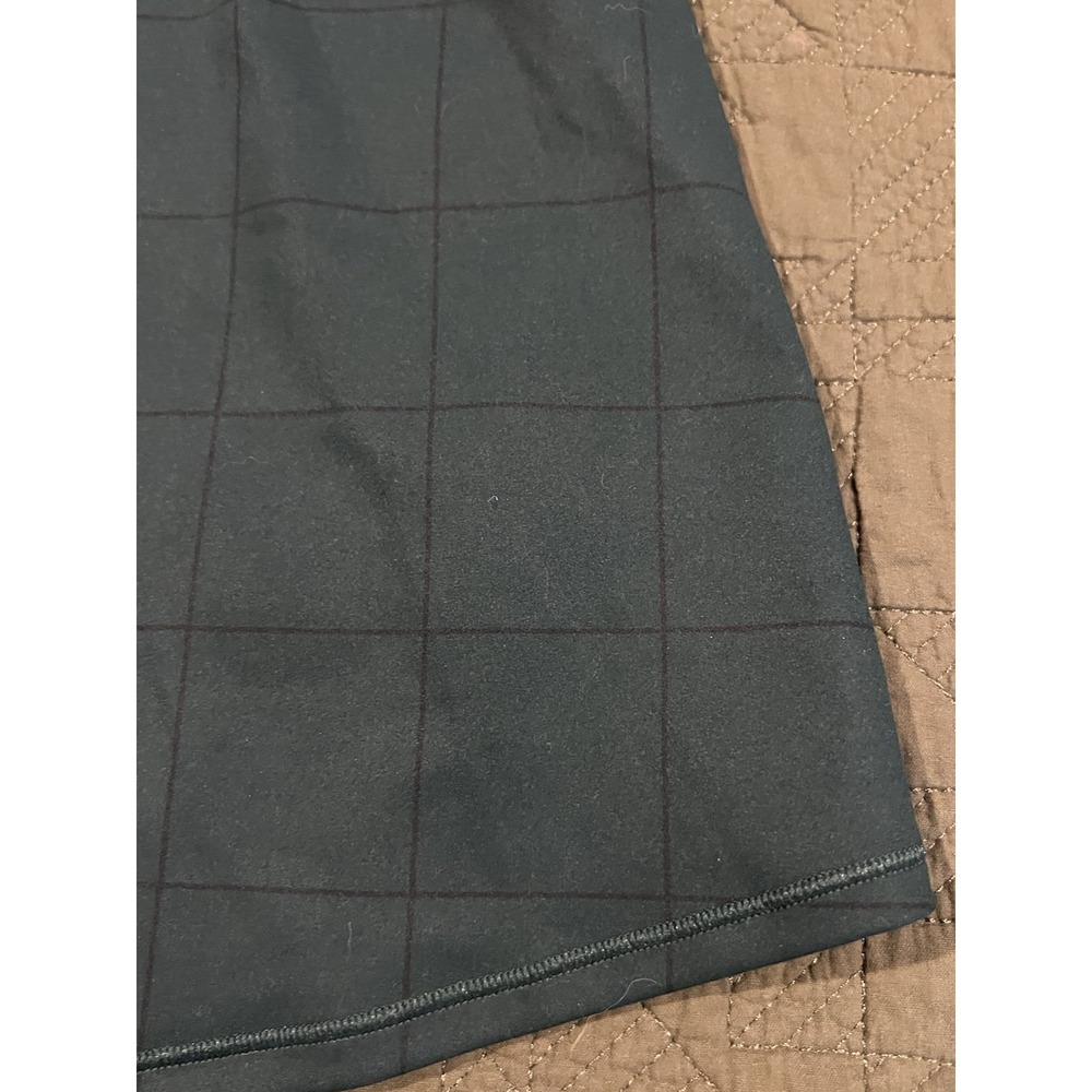 Vuori Women's Skort Large Window Pane Pattern - Picture 5 of 7